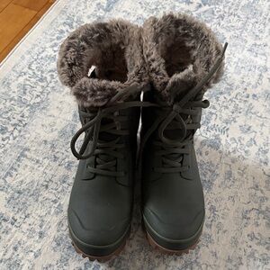 Bogs Arcata boots